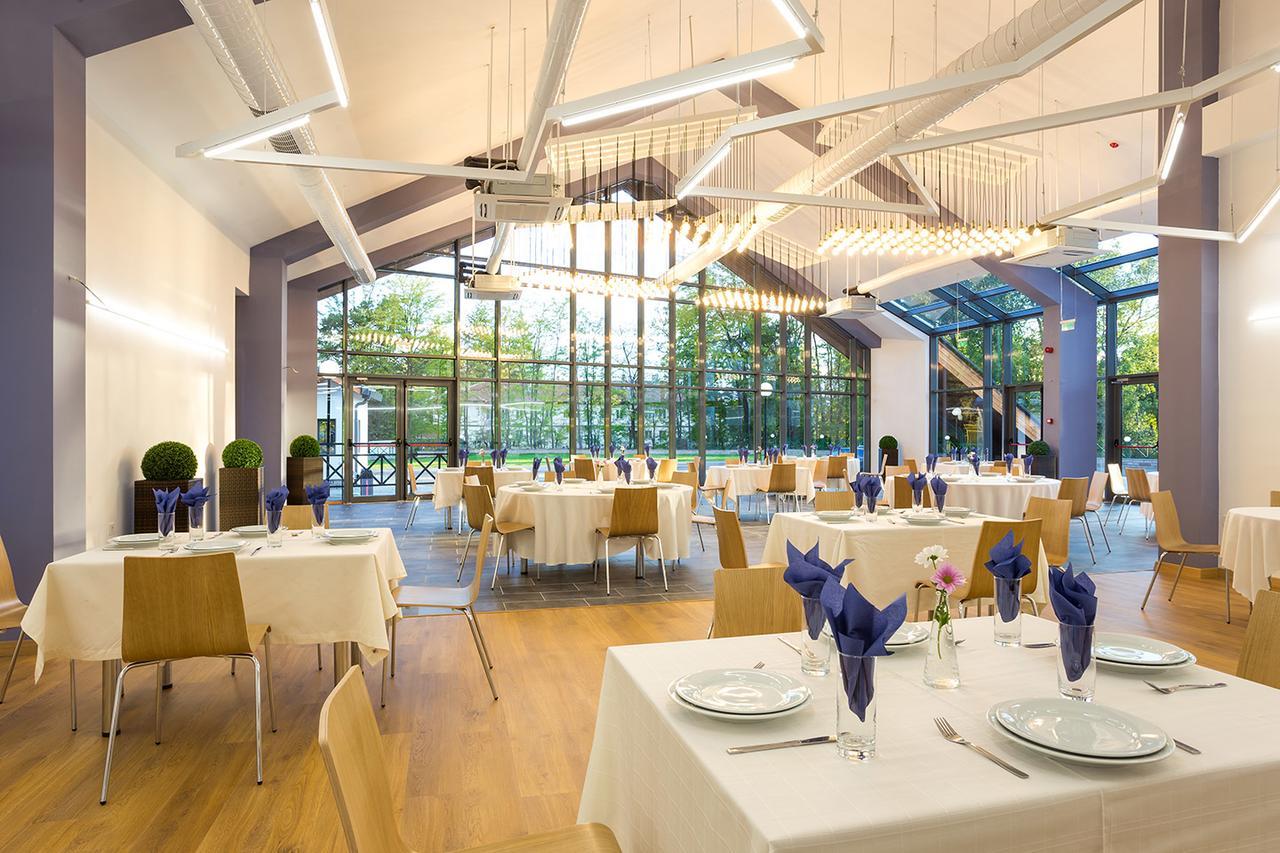 Park Hotel Asarel Panagürişte Dış mekan fotoğraf