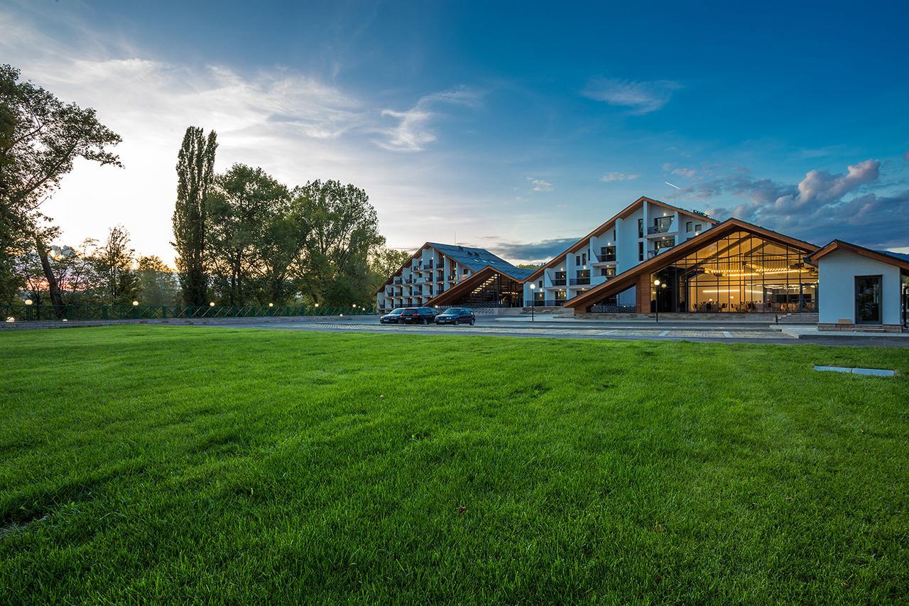 Park Hotel Asarel Panagürişte Dış mekan fotoğraf